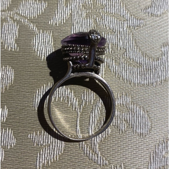 Amethyst silver ring - Picture 2 of 7